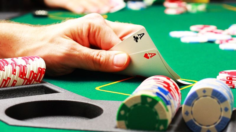 Cách chơi Poker tại vòng 3: Turn